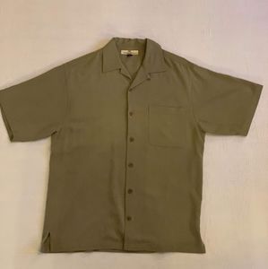 👽Tommy Bahama Mens Olive Green button Down Size S